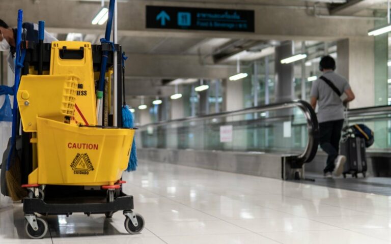 commercial floor scrubbers for sale
