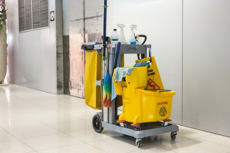 Floor cleaning equipment rental